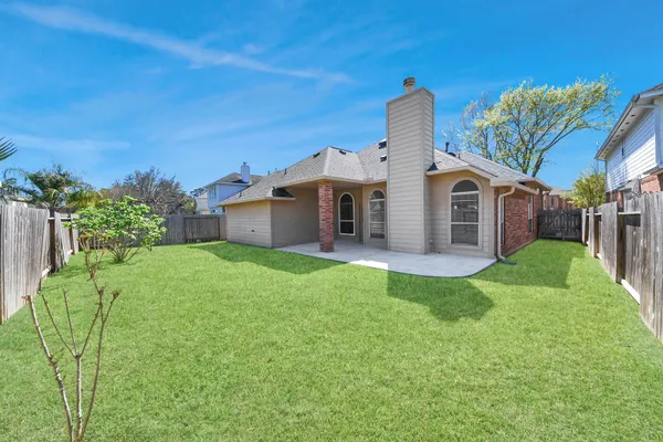 $334,900 | 8214 Morning Dawn Drive, Houston, TX 77095