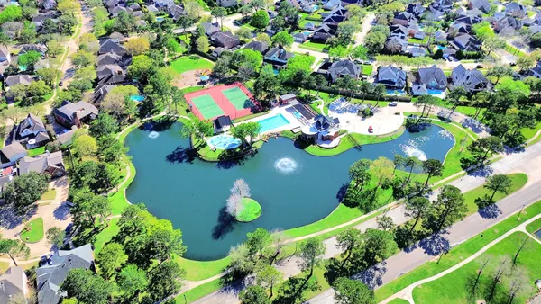 $334,900 | 8214 Morning Dawn Drive, Houston, TX 77095