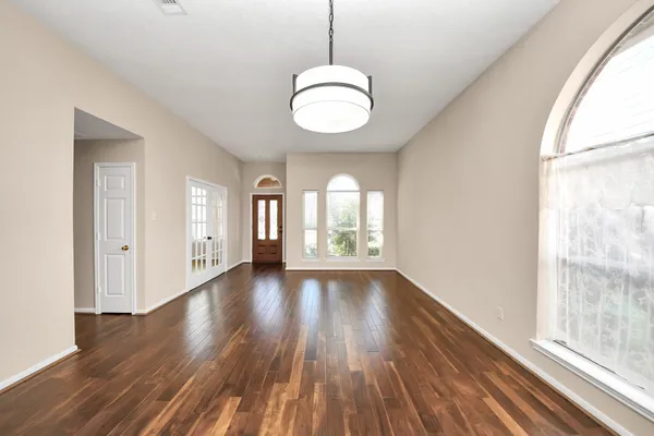 $334,900 | 8214 Morning Dawn Drive, Houston, TX 77095