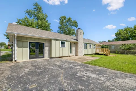 $374,000 | 1158 Woodvale Drive, Gallatin, TN 37066