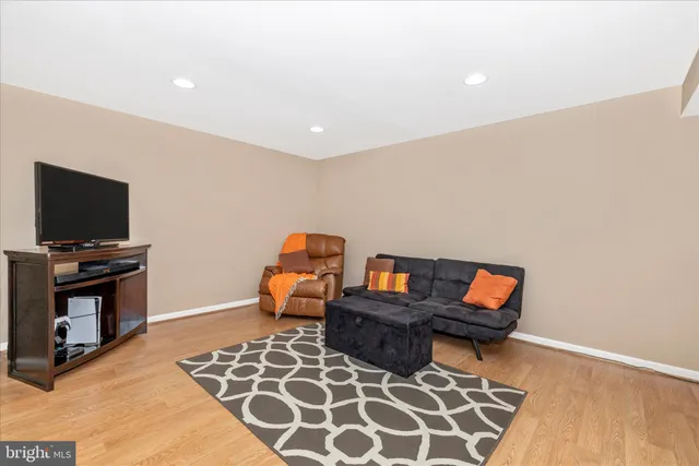 $589,999 | 2181 East Greenleaf Drive, Frederick, MD 21702