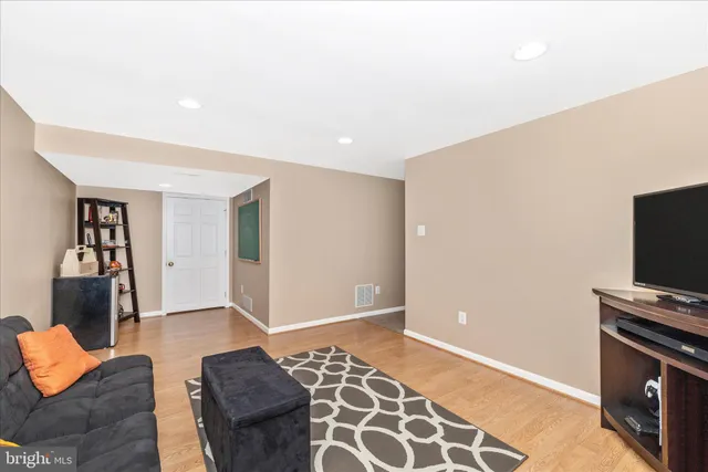 $589,999 | 2181 East Greenleaf Drive, Frederick, MD 21702