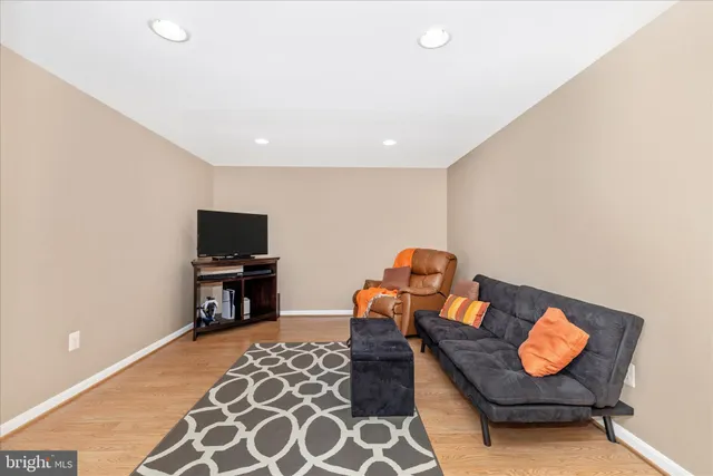 $589,999 | 2181 East Greenleaf Drive, Frederick, MD 21702