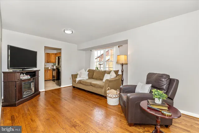 $589,998 | 2181 East Greenleaf Drive, Frederick, MD 21702