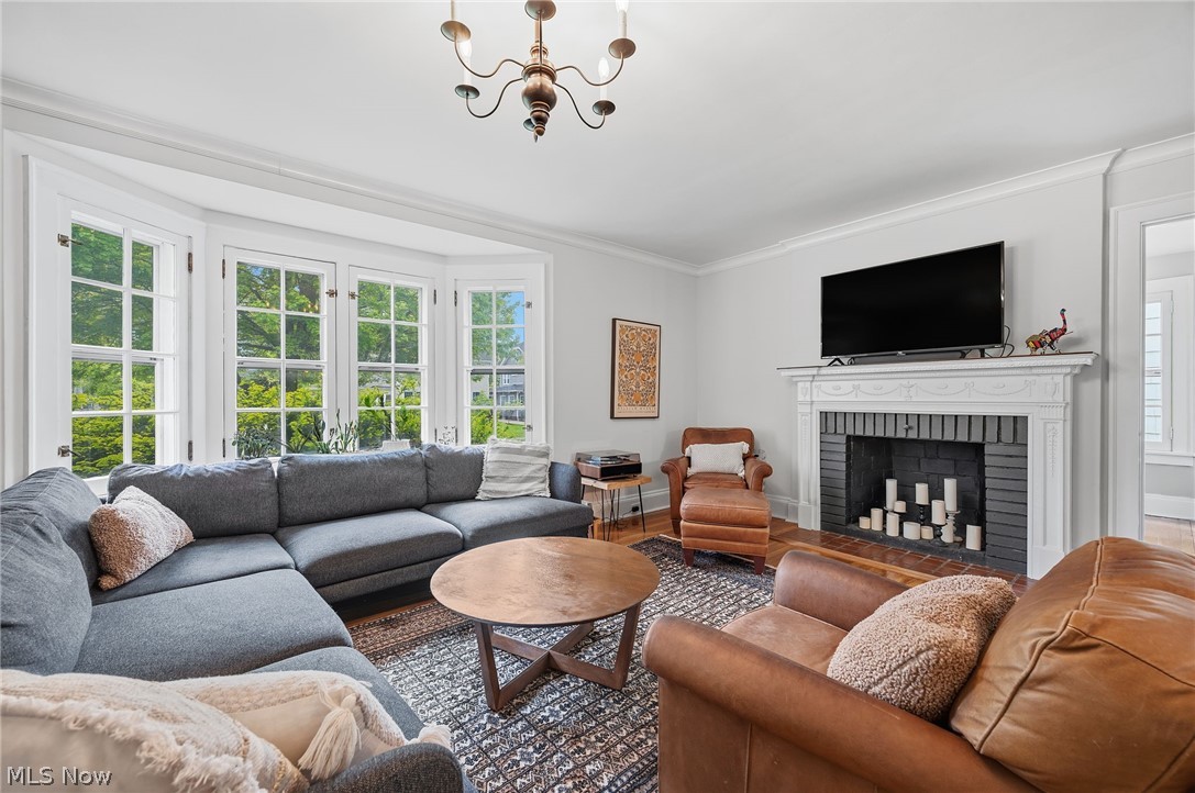 3141 Coleridge Road Cleveland Heights, OH 44118 - Photo 5 of 47 Gallery Image 5