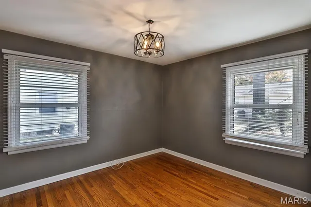 $349,855 | 208 Huntleigh Drive, St. Louis, MO 63122