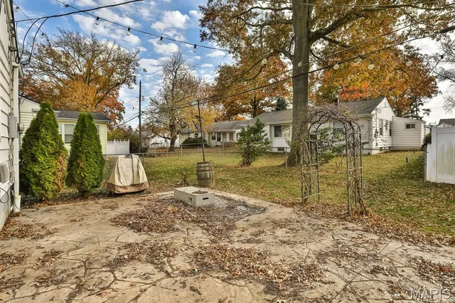 $349,855 | 208 Huntleigh Drive, St. Louis, MO 63122