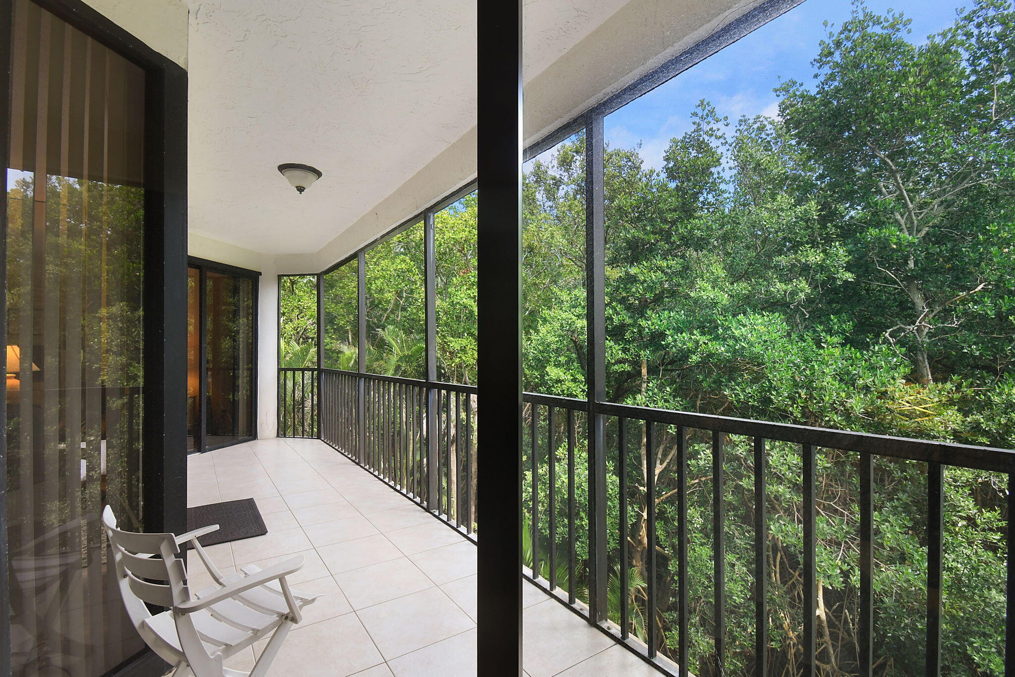 221 Northeast Plantation Road, Unit 316 Stuart, FL 34996 - Photo 24 of 31 33-web-or-mls-500_6249