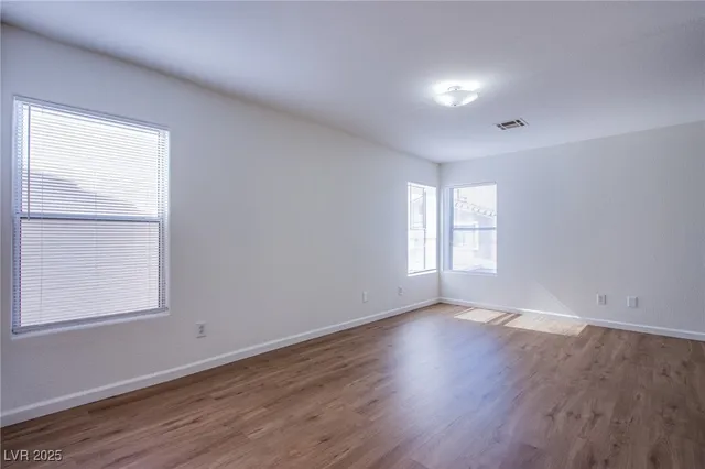 $1,725 | 3385 Cheyenne Gardens Way, North Las Vegas, NV 89032