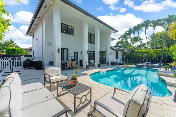 $6,000 | 15742 Southwest 102nd Lane, Miami, FL 33196