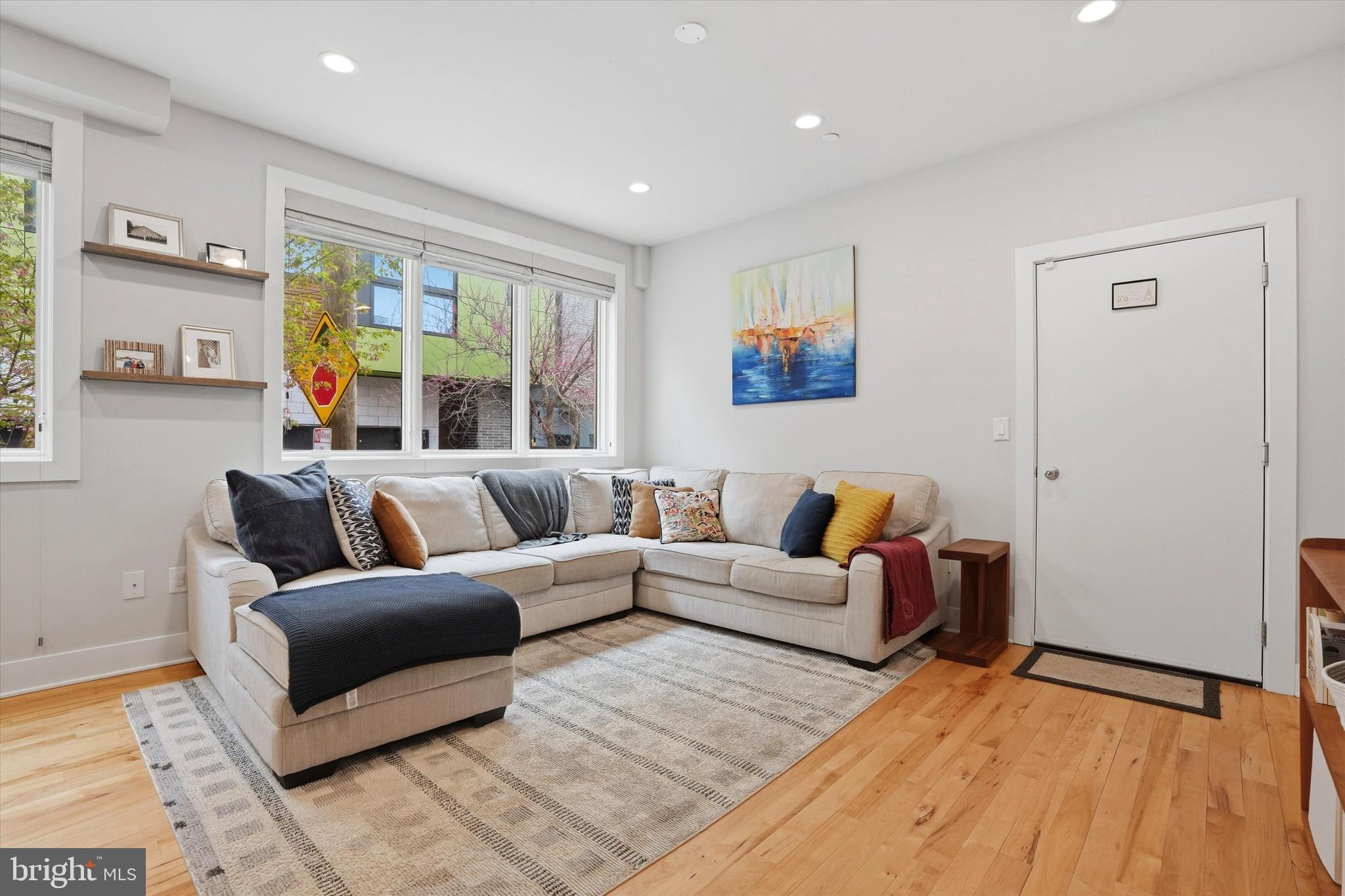 1628 Fitzwater Street Philadelphia, PA 19146 - Photo 8 of 55