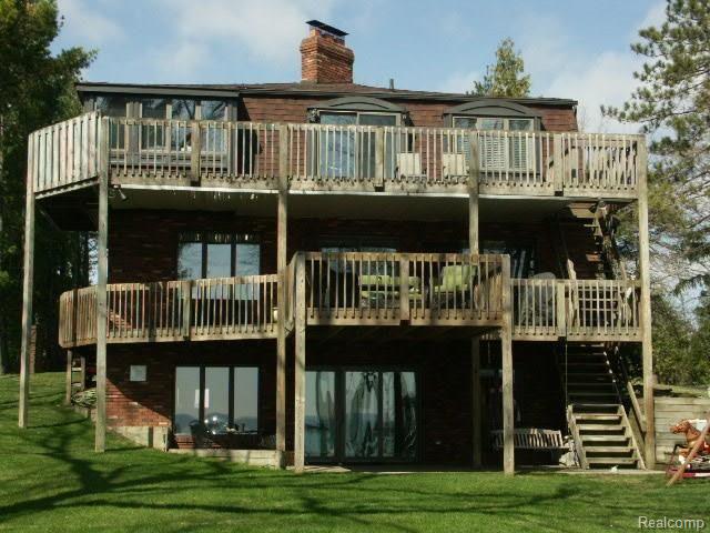 8152 Lakeshore Road Fort Gratiot, MI 48059 - Photo 43 of 44 PICT0008.JPG