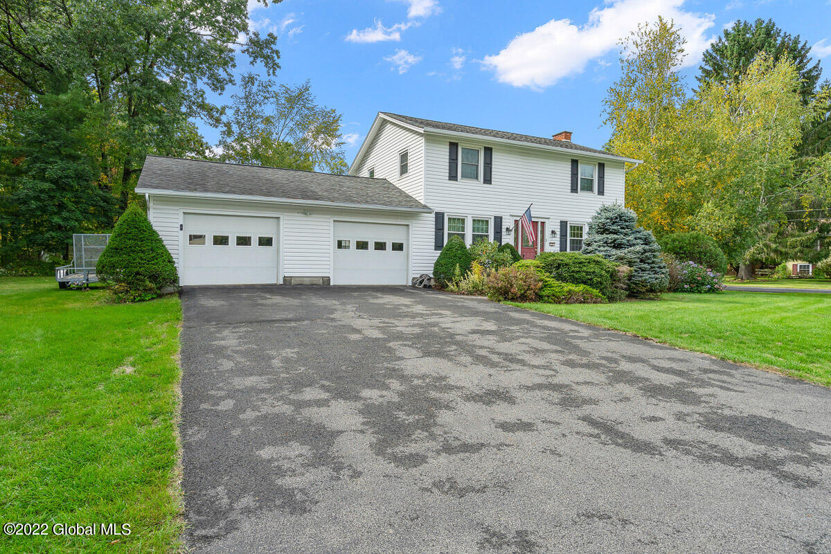 2 New Castle Road Halfmoon, NY 12065 - Photo 2 of 40 3899BCEA-930B-4168-A5E8-71F668D46467