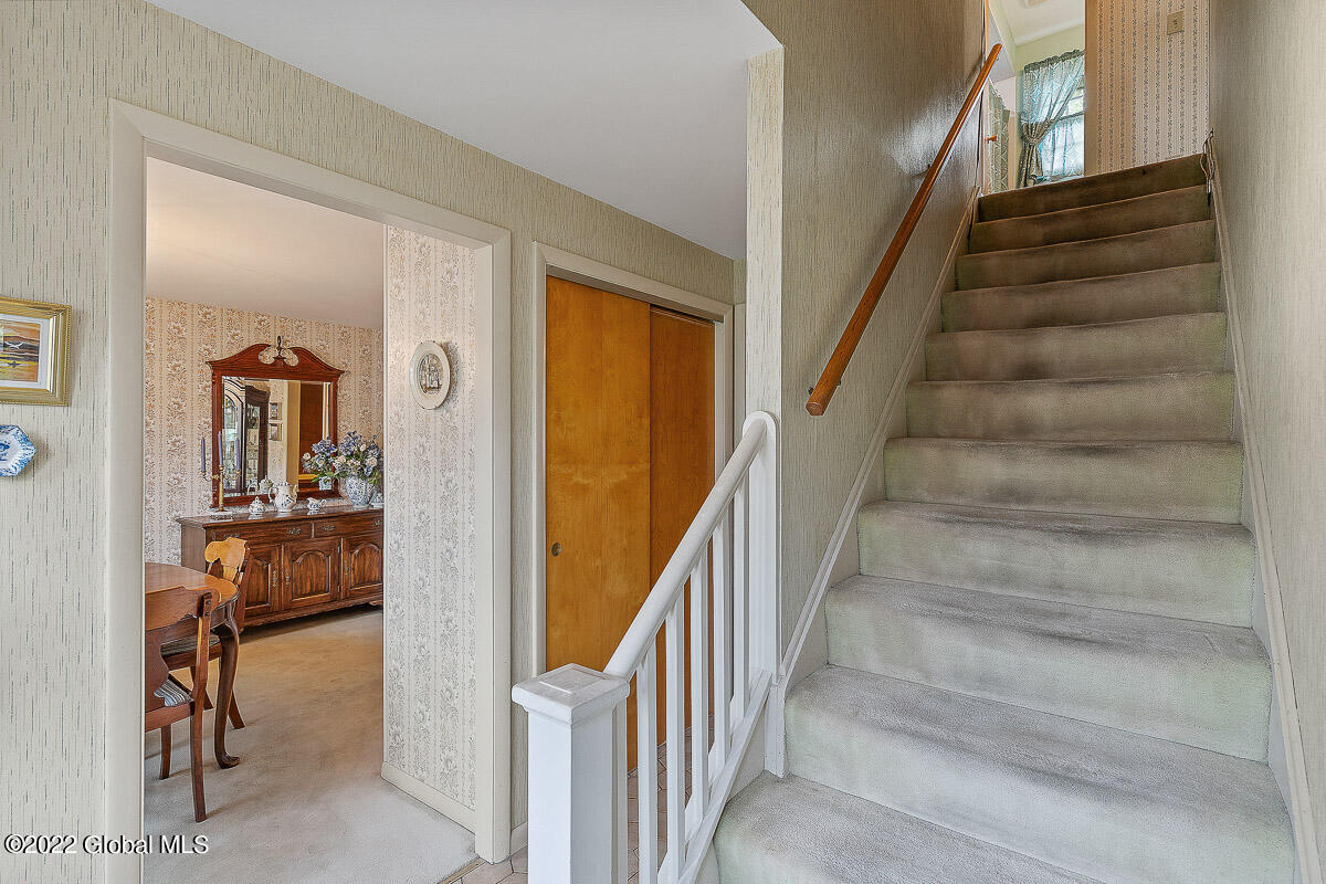 2 New Castle Road Halfmoon, NY 12065 - Photo 9 of 40 2A209EEC-7B46-455F-A237-D7D5F5276113