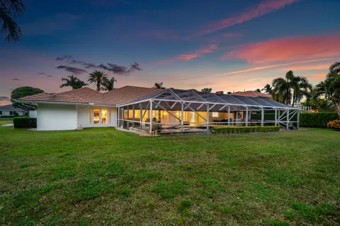 $1,295,000 | 110 Glenbrook Court, Atlantis, FL 33462