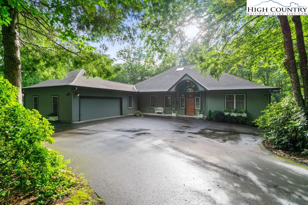 249 Grassy Creek Road Linville, NC 28646 - Photo 1 of 44 Gallery Image 1