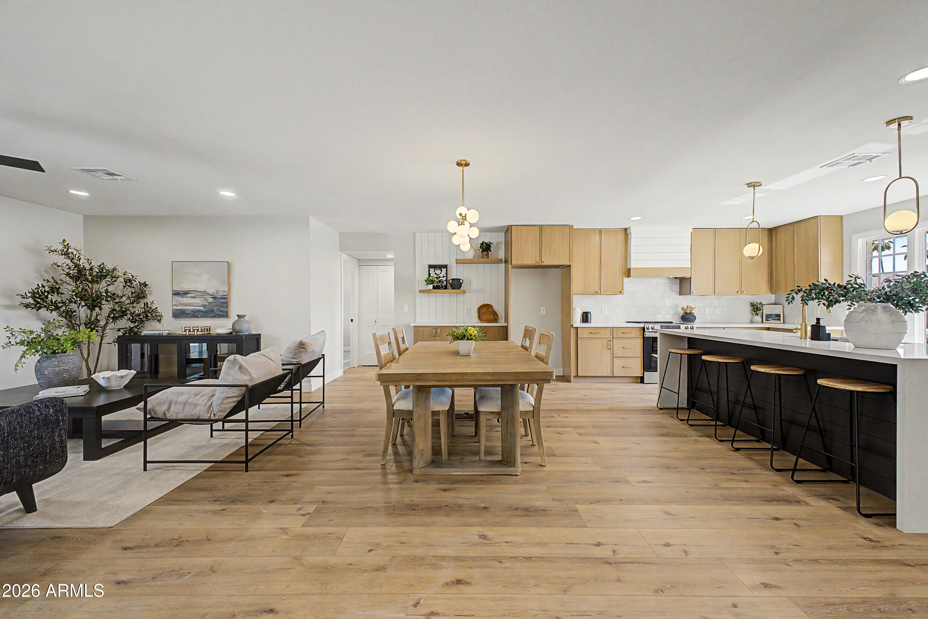 6743 South Newberry Road Tempe, AZ 85283 - Photo 10 of 23 Gallery Image 10