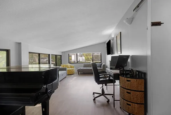 $1,150,000 | 1 Beechwood Drive, Key Haven, FL 33040