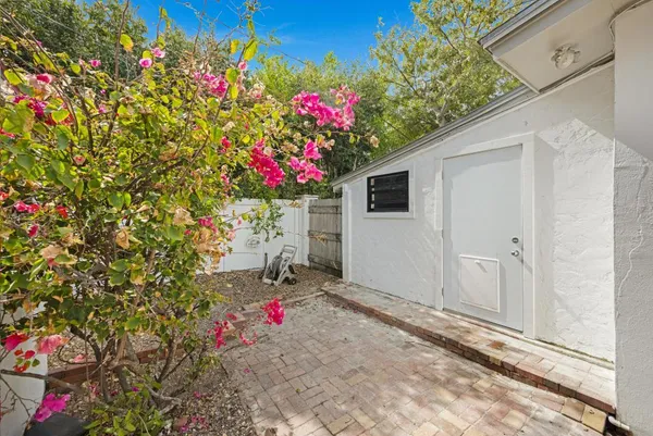 $1,150,000 | 1 Beechwood Drive, Key Haven, FL 33040