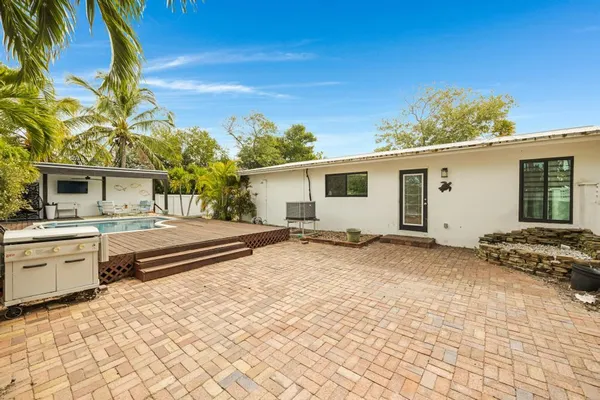 $1,150,000 | 1 Beechwood Drive, Key Haven, FL 33040