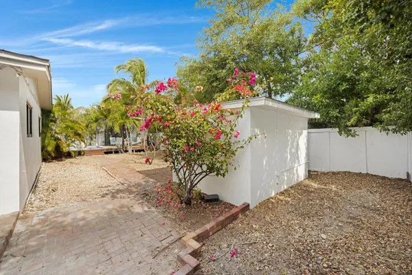 $1,150,000 | 1 Beechwood Drive, Key Haven, FL 33040