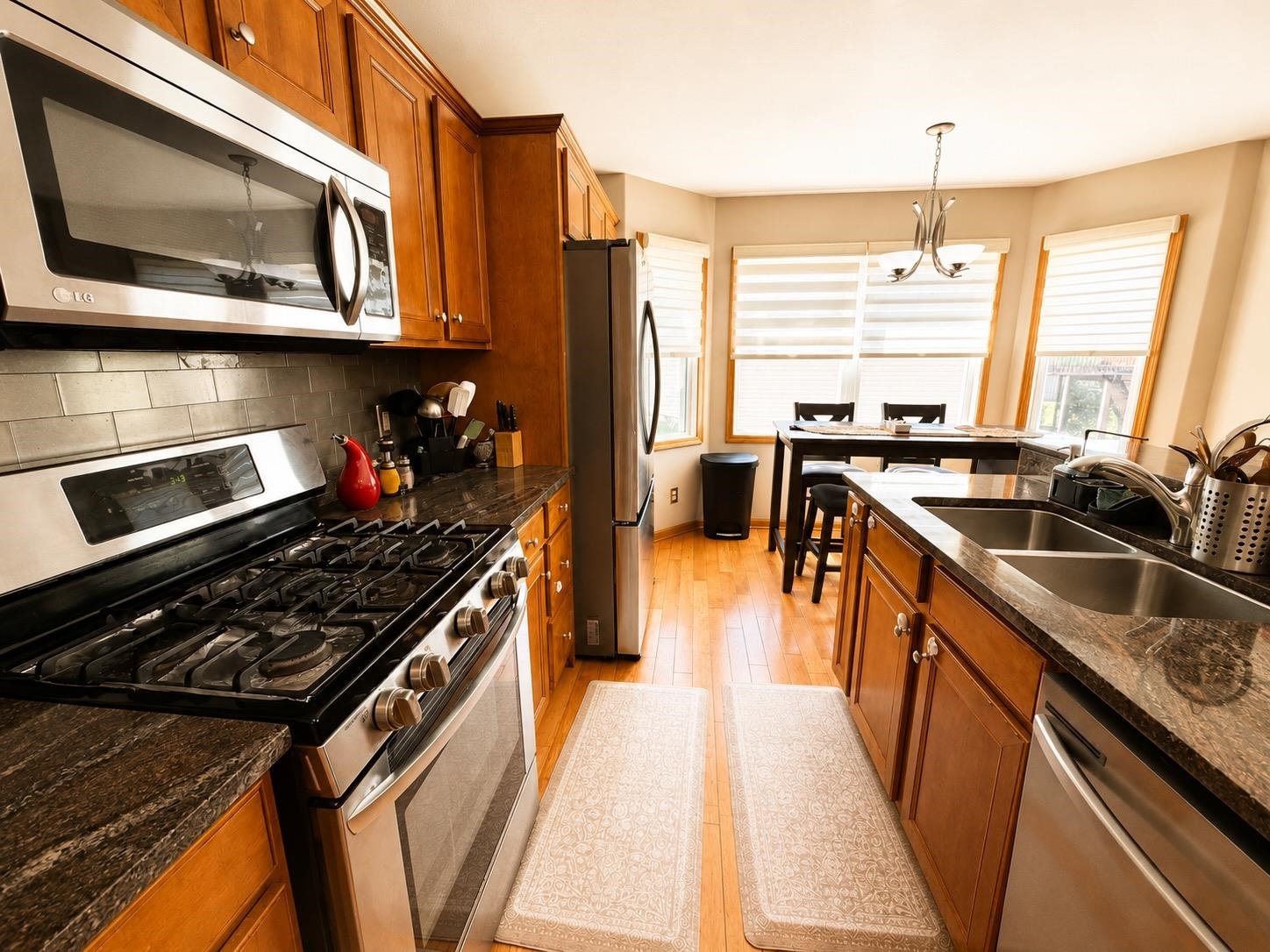 423 Cross Plains Road Rockford, IL 61107 - Photo 13 of 48