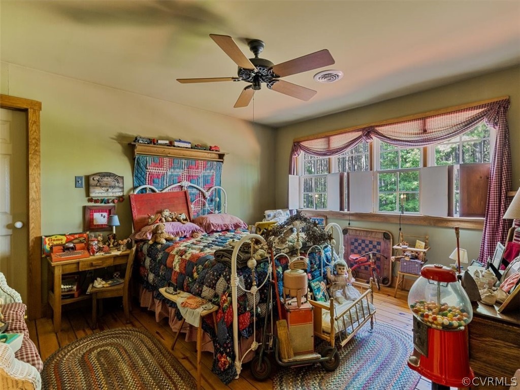 2430 Academy Road Powhatan, VA 23139 - Photo 27 of 43 2nd floor bedroom 2 is spacious with wall of windo