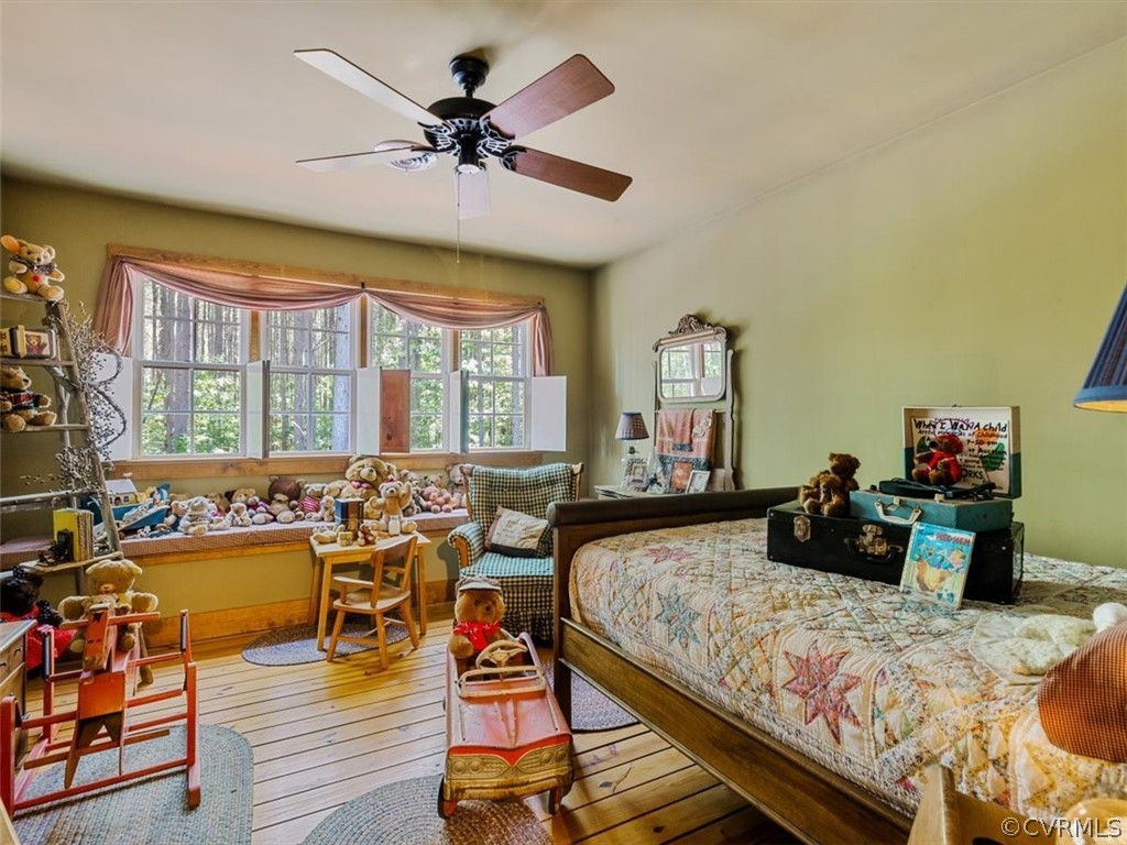 2430 Academy Road Powhatan, VA 23139 - Photo 30 of 43 Bedroom 3 upstairs with built in window bench seat