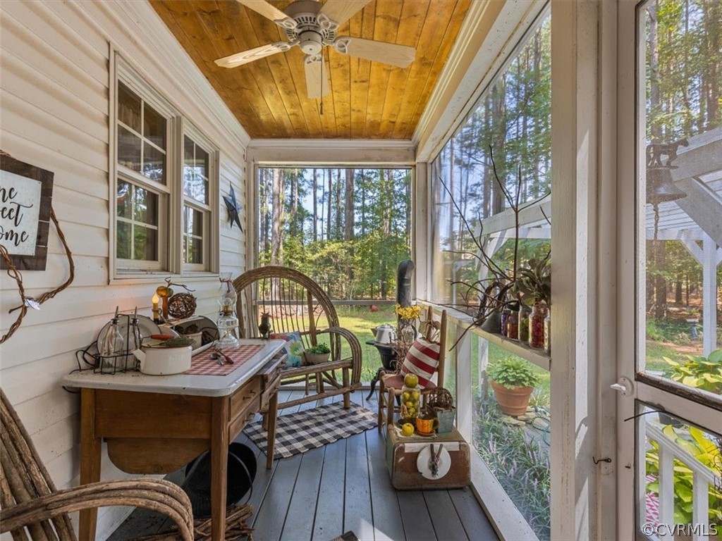2430 Academy Road Powhatan, VA 23139 - Photo 33 of 43 Screened porch off back.
