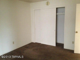 39 East Pastime Road Tucson, AZ 85705 - Photo 6 of 8