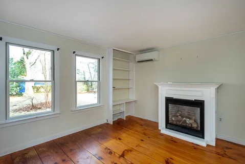 $1,395,000 | 17 Chapman Lane, Edgartown, MA 02539
