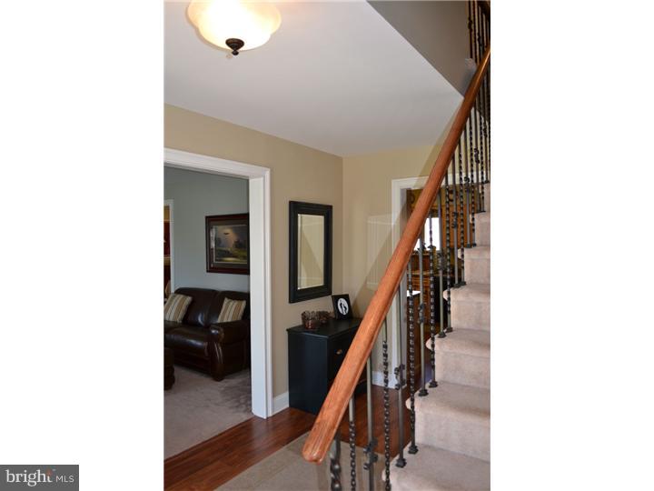 33 Pelham Road Marlton, NJ 08053 - Photo 2 of 24 Foyer