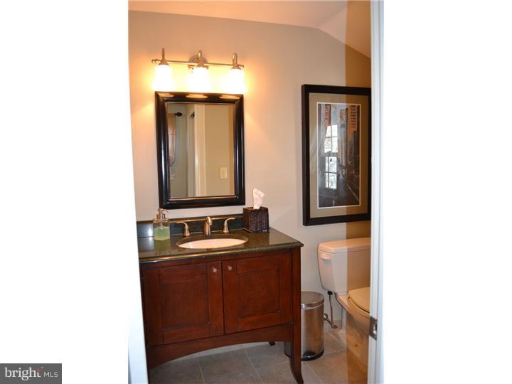 33 Pelham Road Marlton, NJ 08053 - Photo 20 of 24 Bathroom