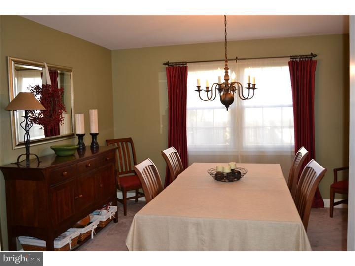 33 Pelham Road Marlton, NJ 08053 - Photo 4 of 24 Dining Room