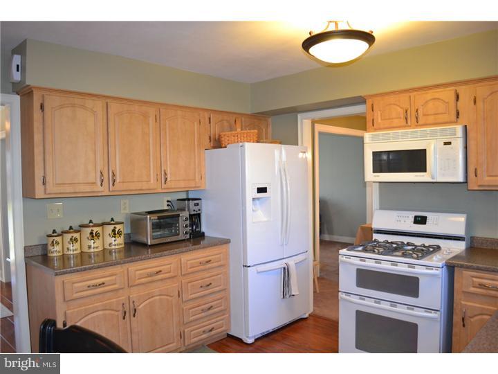 33 Pelham Road Marlton, NJ 08053 - Photo 6 of 24 Kitchen