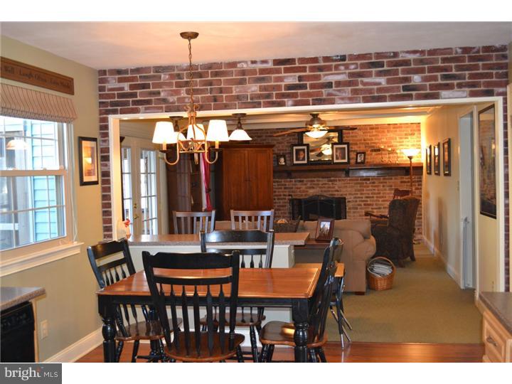 33 Pelham Road Marlton, NJ 08053 - Photo 7 of 24 Family Room