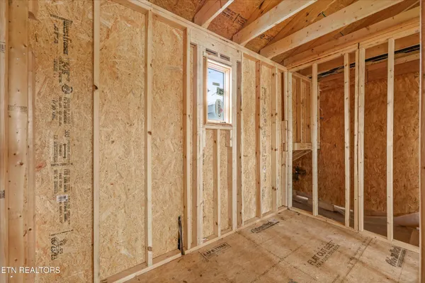 $739,900 | 1374 Paradise Lane, Dandridge, TN 37725