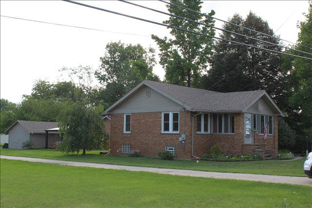 3173 North Custer Road Monroe, MI 48162 - Photo 1 of 25