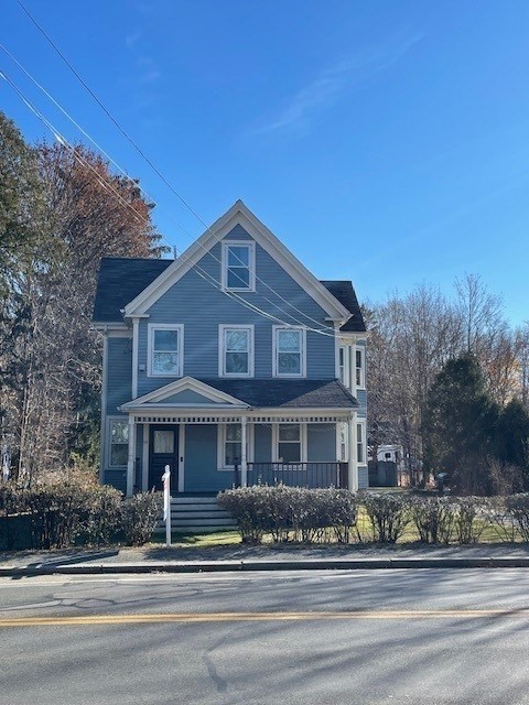 191 Bay Road, Unit 2 Hamilton, MA 01982 - Photo 1 of 14 Gallery Image 1
