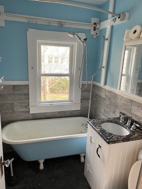 191 Bay Road, Unit 2 Hamilton, MA 01982 - Photo 13 of 14 Gallery Image 13