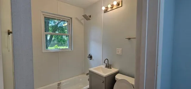 $159,999 | 2918 South 52nd Terrace, Kansas City, KS 66106