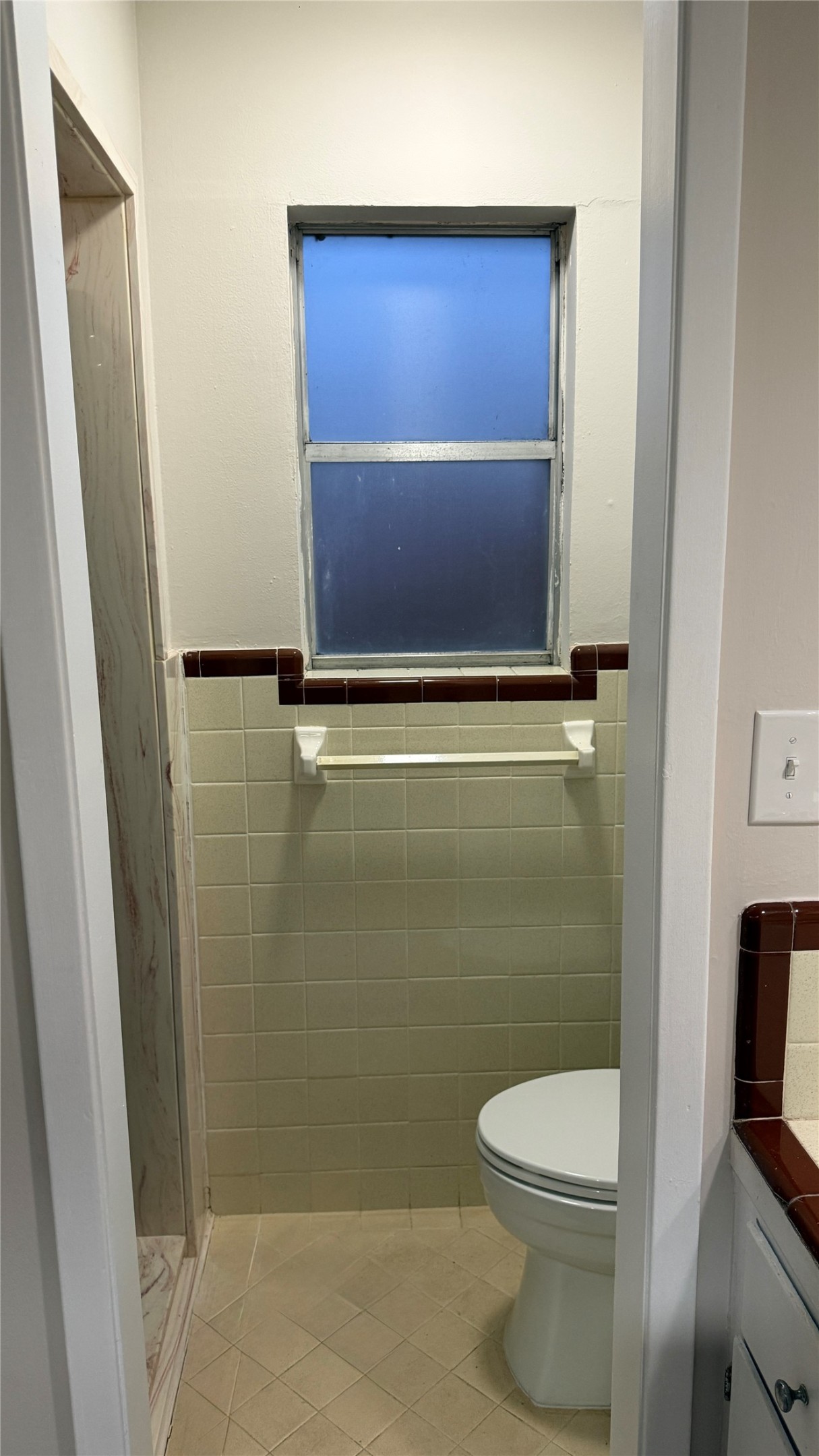 1206 Kent Street Sweeny, TX 77480 - Photo 13 of 21 Primary Bathroom