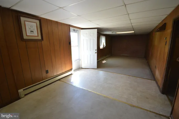 a view of empty room