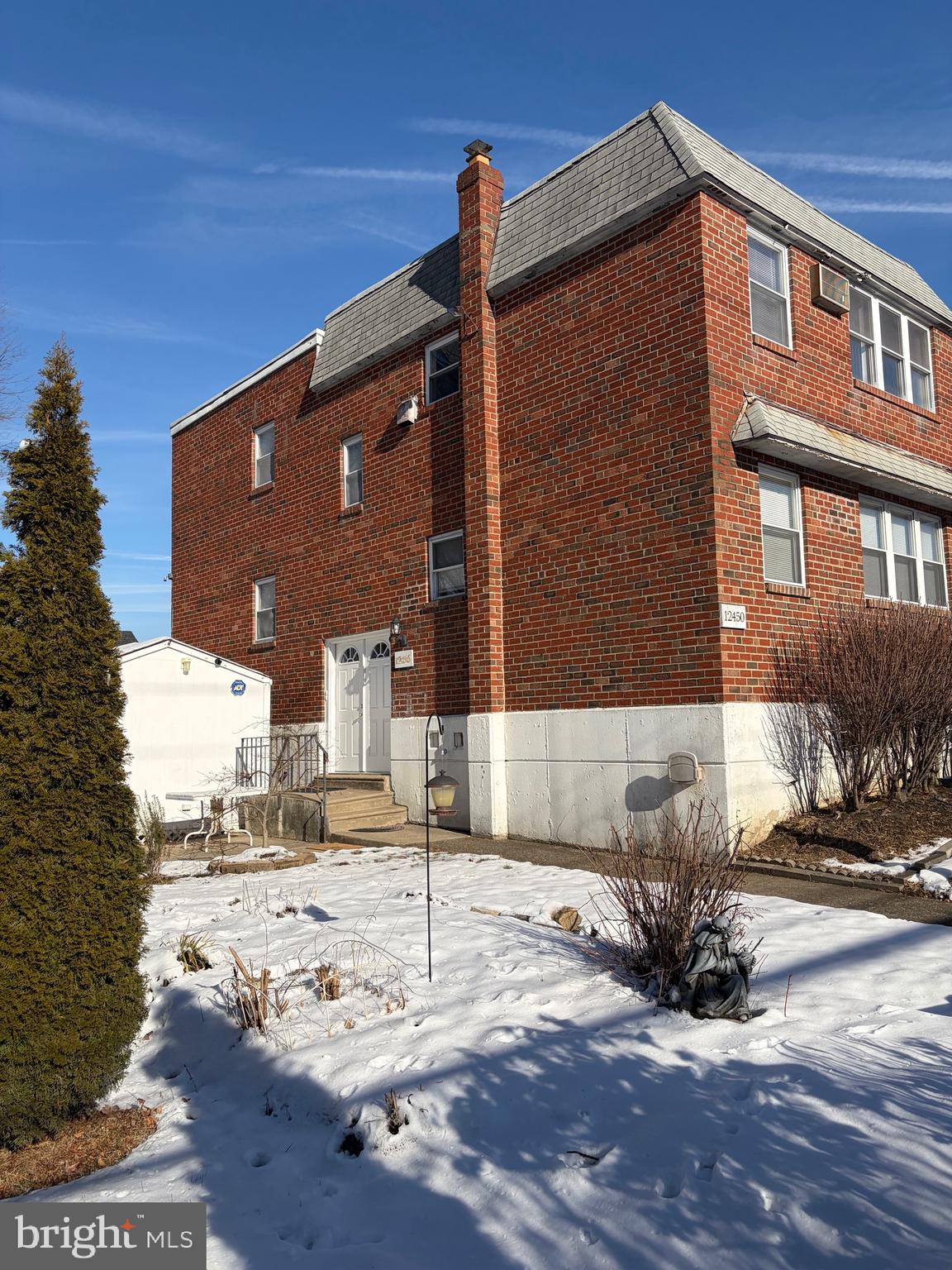 12450 Knights Road, Unit 1 Philadelphia, PA 19154 - Photo 2 of 15