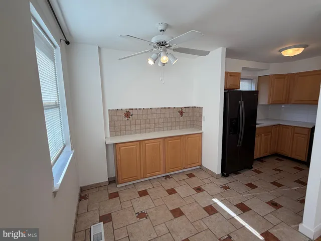 $1,650 | 12450 Knights Road, Unit 1, Philadelphia, PA 19154