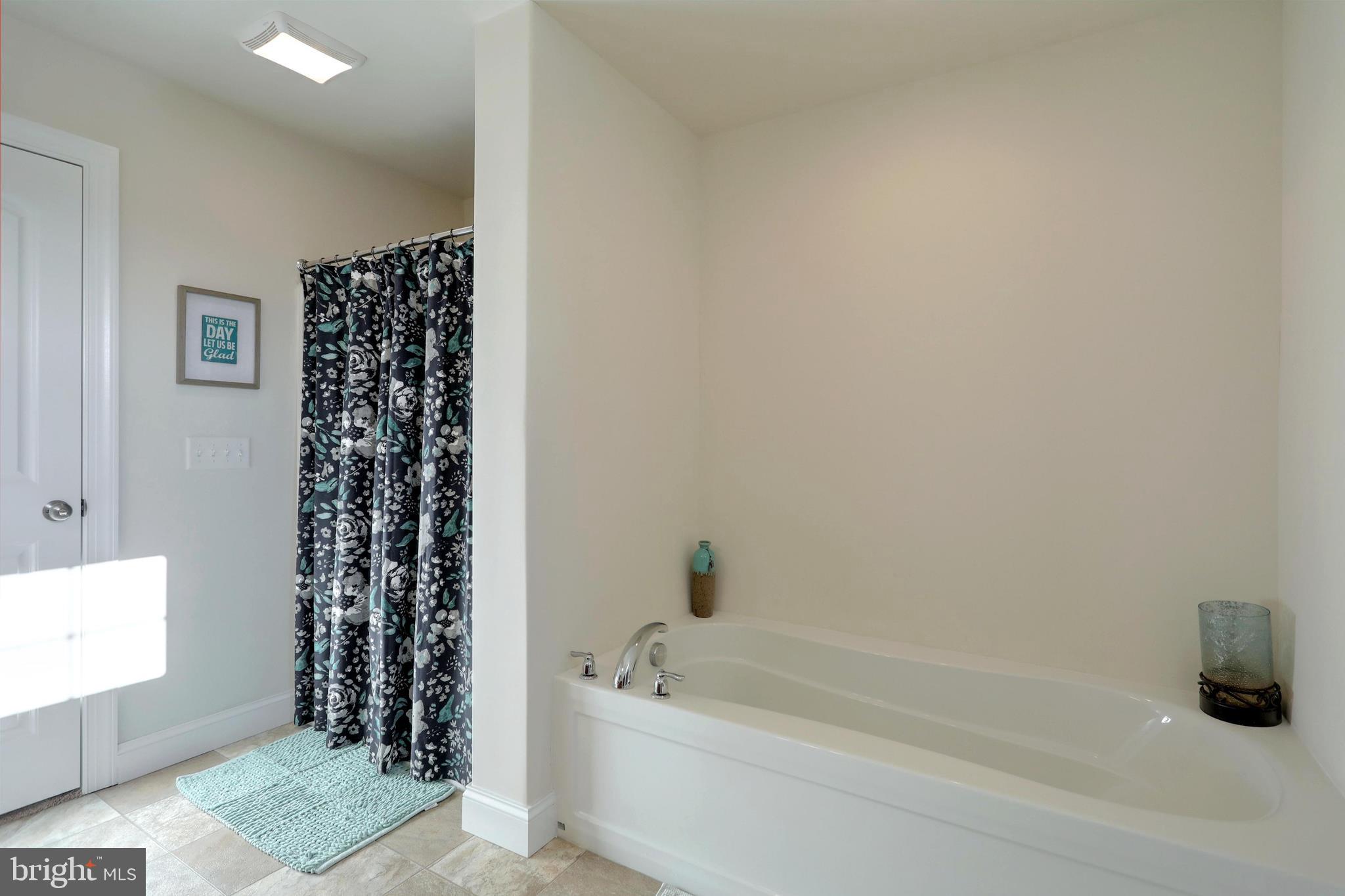 20 Jennifer Road York, PA 17404 - Photo 40 of 44 Gallery Image 40