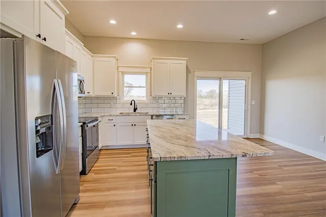 $420,000 | 280 Southwest Business 13 Highway, Warrensburg, MO 64093