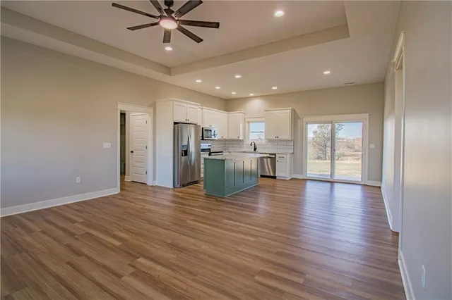 $420,000 | 280 Southwest Business 13 Highway, Warrensburg, MO 64093