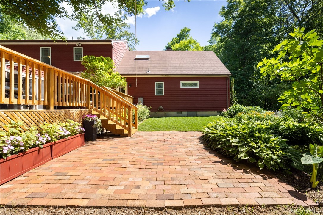 5421 Hunters Trail Road Goochland, VA 23063 - Photo 46 of 50 a view of front of house with a yard