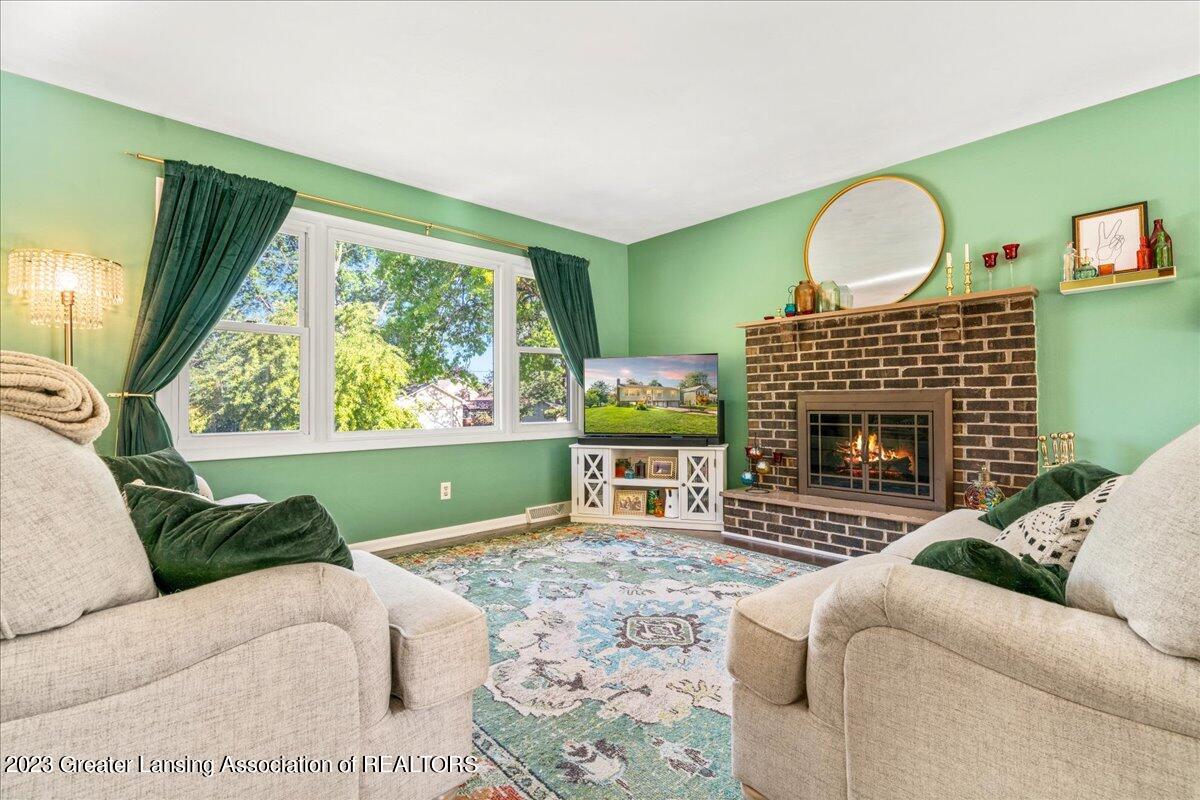 1222 Schavey Road Dewitt, MI 48820 - Photo 21 of 43 28-Media Jett-30
